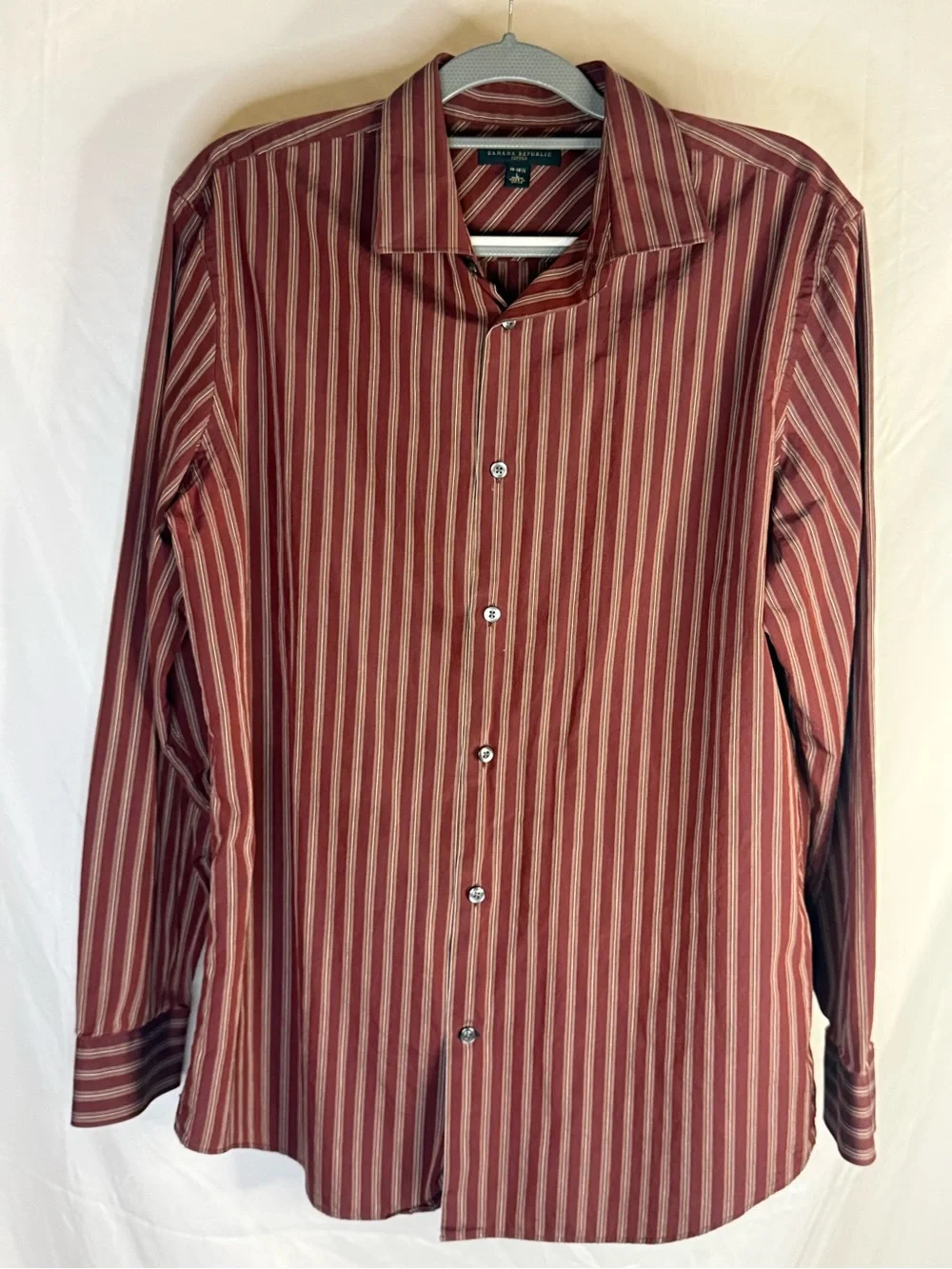 Banana Republic Fitted Men’s Dress Shirt 16-16½ Large Burgundy Striped